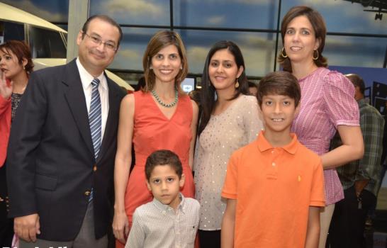 Descubría inaugura instalaciones en plaza Galería 360