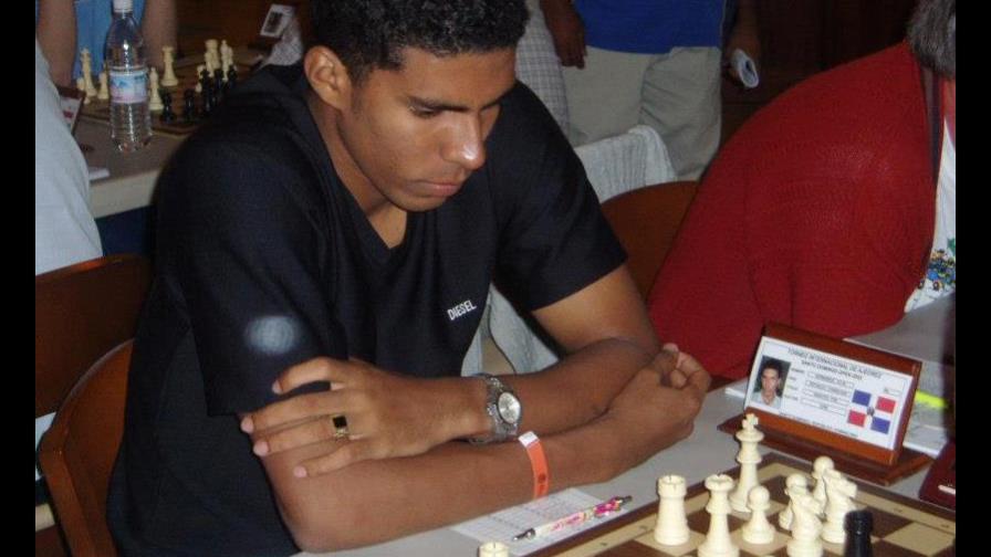 Elvis Hernández y William Puntiel ganaron en torneo ajedrez