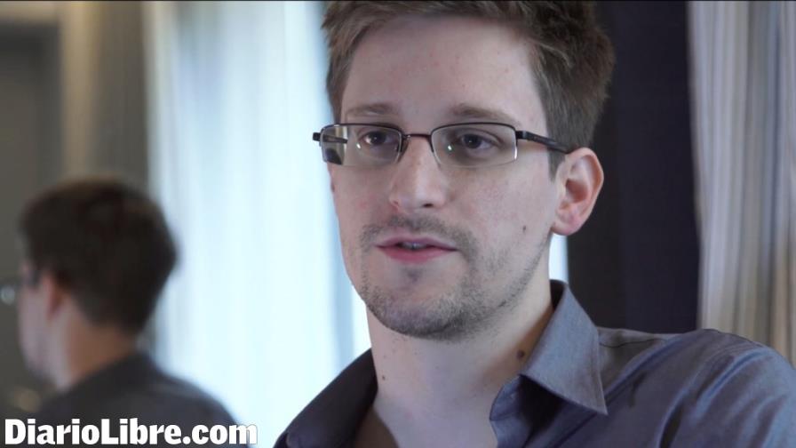 EE.UU. acusa a Rusia de dar plataforma a Snowden