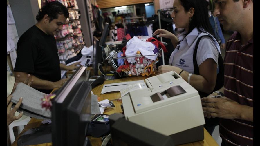 Devaluación en Venezuela crearía inflación