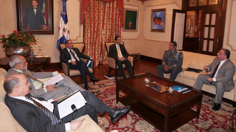 Medina se reúne con miembros del Plan Nacional de Seguridad Ciudadana
