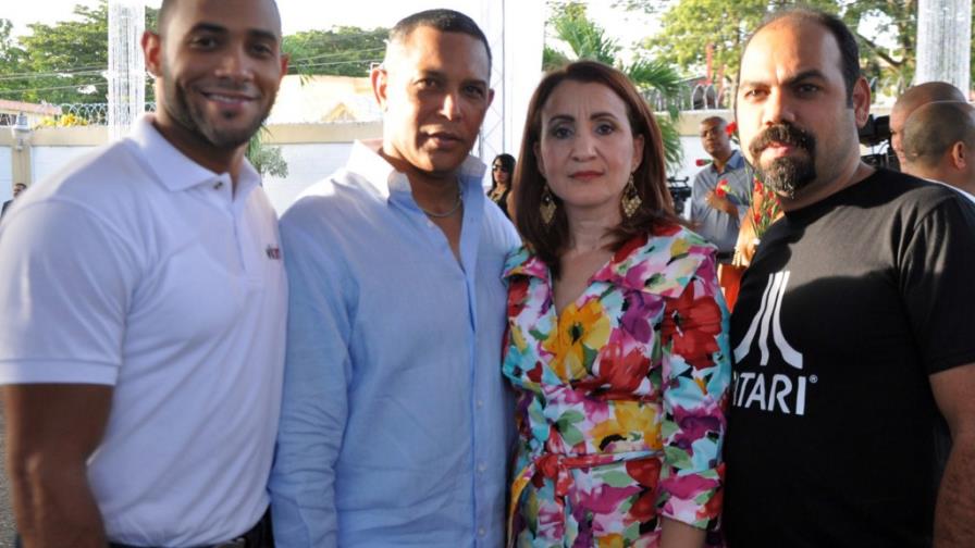 Inauguran empresa Wikiprint en Santiago