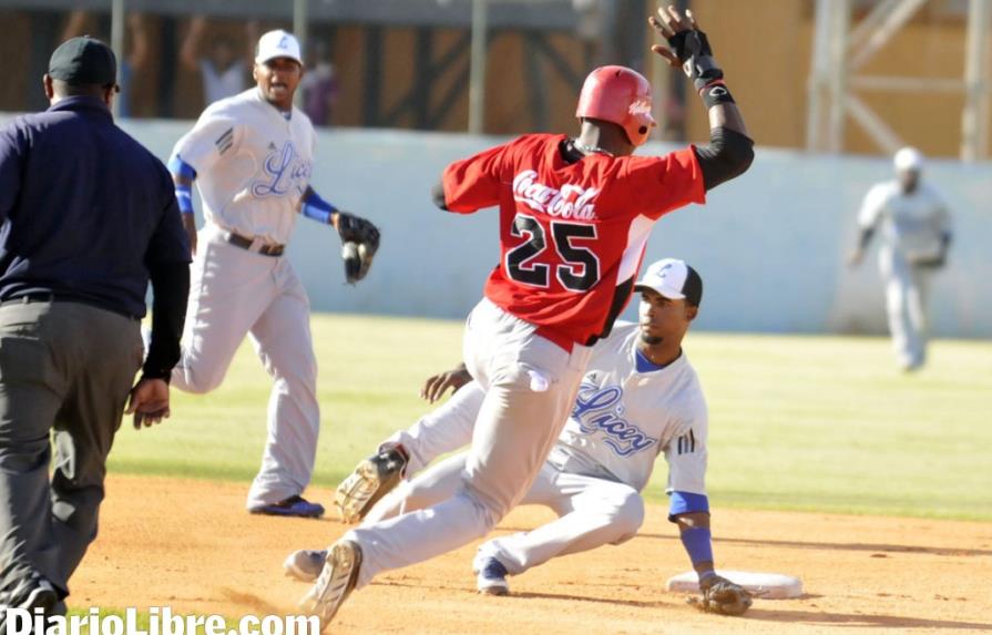 Los Leones del Escogido vencen 9-8 a los Tigres del Licey en la pretemporada