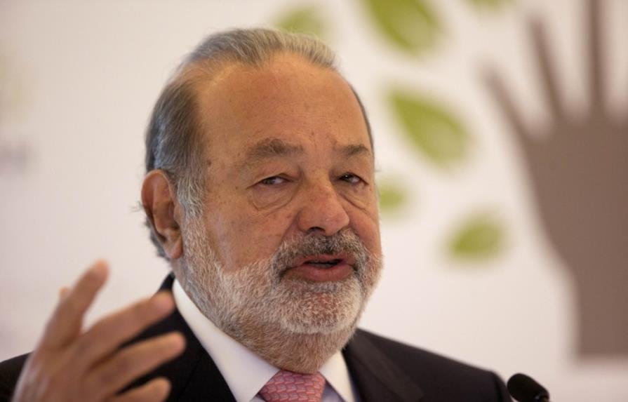 Carlos Slim financia ciberclases gratis en español