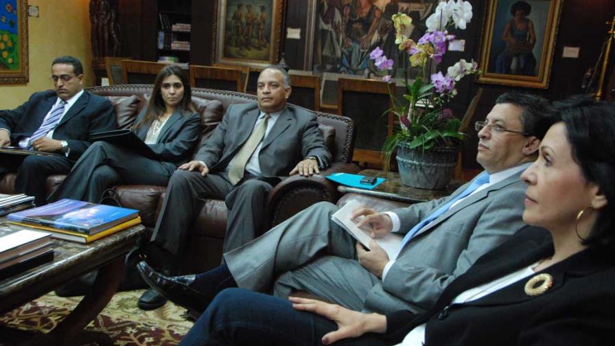 Aduanas revela anomalías en formulario que llenó la Barrick para exportar doré Aduanas revela anomalías en formulario que llenó la Barrick para exportar doré