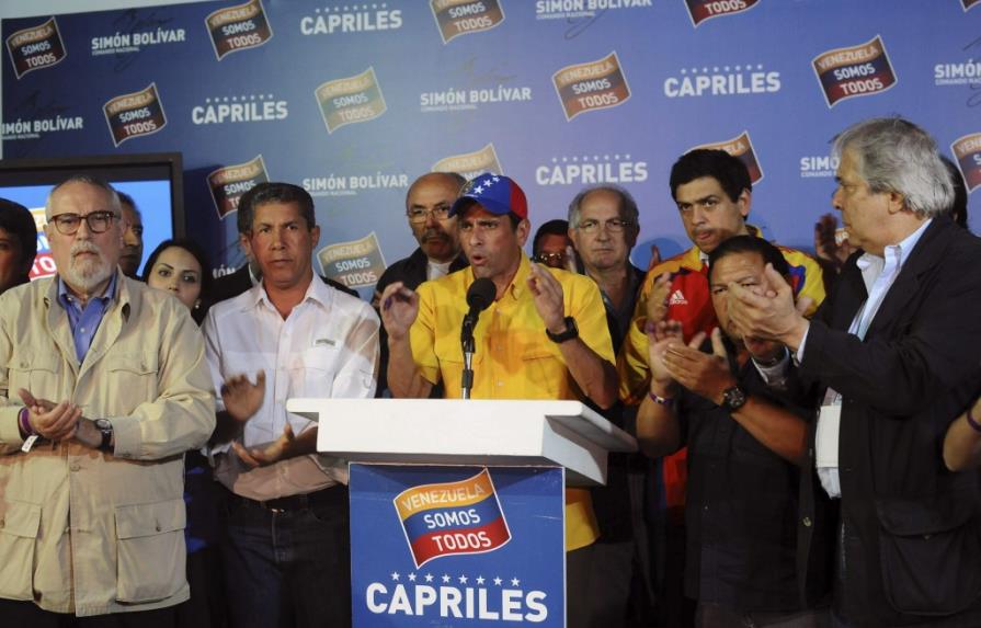 Capriles dice que sin recuento de votos hay un presidente ilegítimo