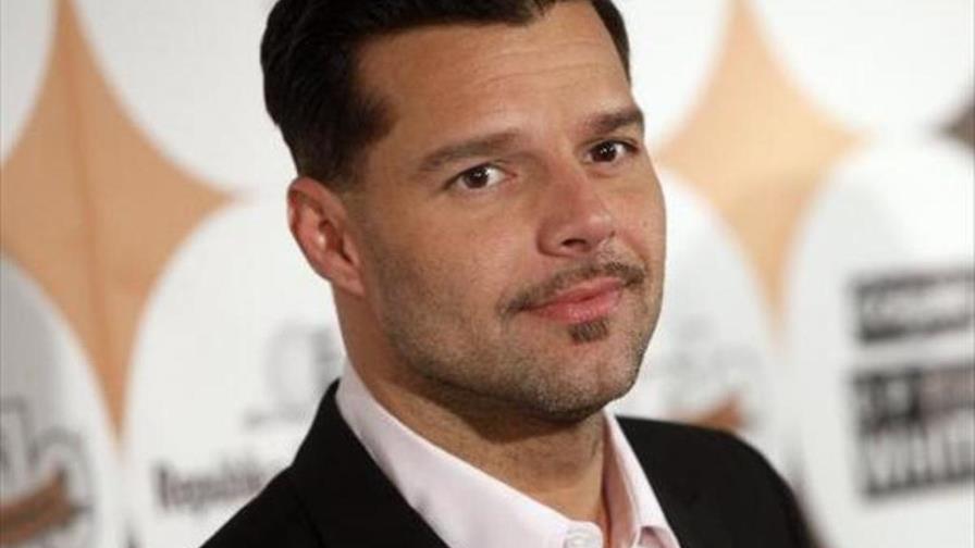 Ricky Martin estrenará versión spanglish de su nuevo tema Come with me