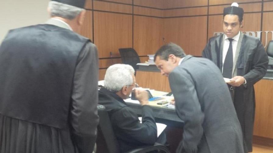 Someten intervención voluntaria de Hipólito y otras personas excluidas del PRD Someten intervención voluntaria de Hipólito y otras personas excluidas del PRD