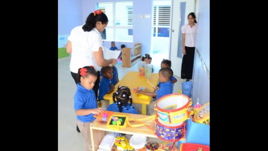 Una estancia infantil para Los Mina