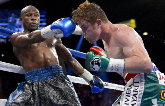 Floyd Mayweather Jr. derrota al Canelo Alvarez Floyd Mayweather Jr. derrota al Canelo Alvarez