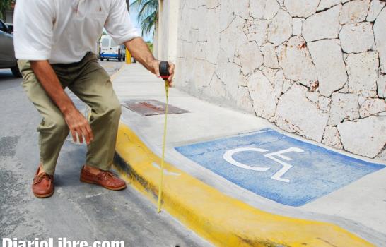 El Boulevard Turístico del Este tiene un diseño vial cuestionable