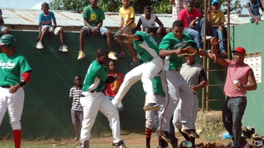 Boyá, campeón en béisbol AA