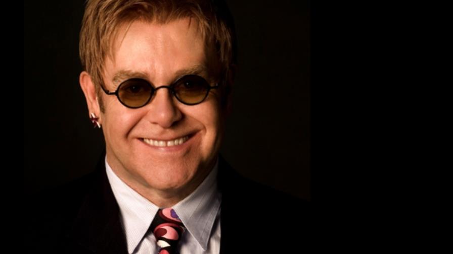 Elton John, entusiasmado por el nacimiento de su segundo hijo