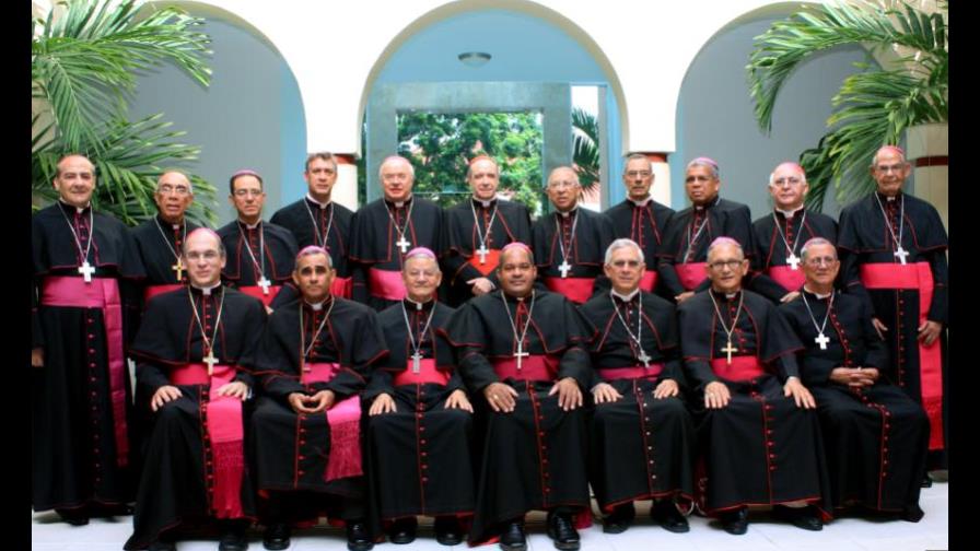 Obispos recuerdan a cristianos que la fe es un compromiso de servicio a los demás