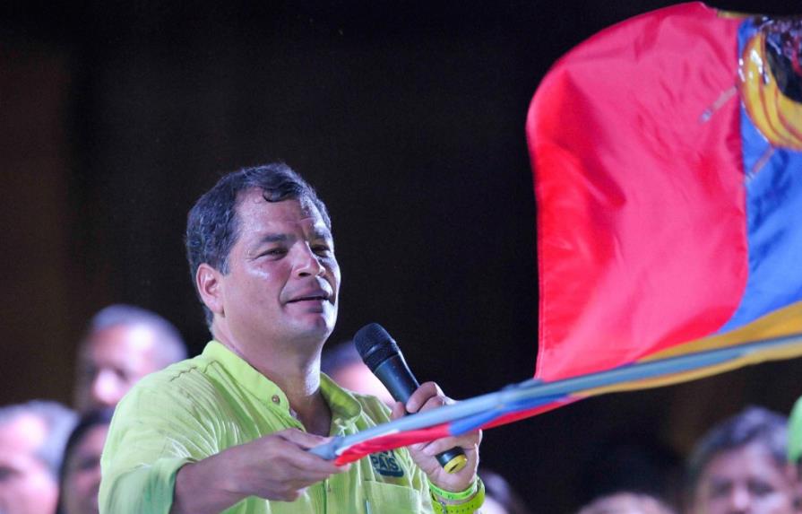 Rafael Correa buscará este domingo un triunfo electoral histórico en Ecuador