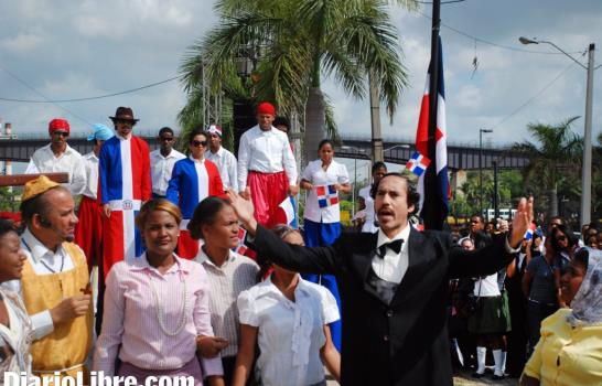 Conmemoran 169 aniversario retorno de Duarte, luego de exilio