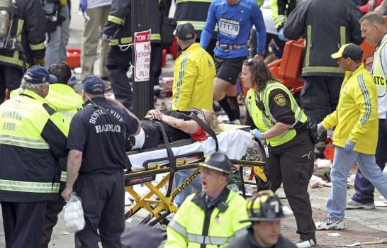 Un niño entre los fallecidos, mientras sube el número de heridos en Boston
