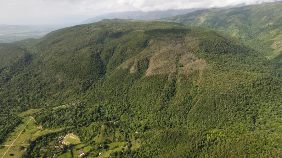 Obispo: Explotación de Loma Miranda es inaceptable