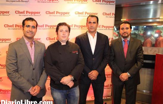 Chef Pepper presentó su nueva Cheffy Burger