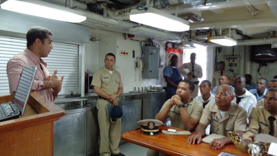 Entrenan a los miembros de Fuerzas Armadas en el manejo de anidamiento Entrenan a los miembros de Fuerzas Armadas en el manejo de anidamiento