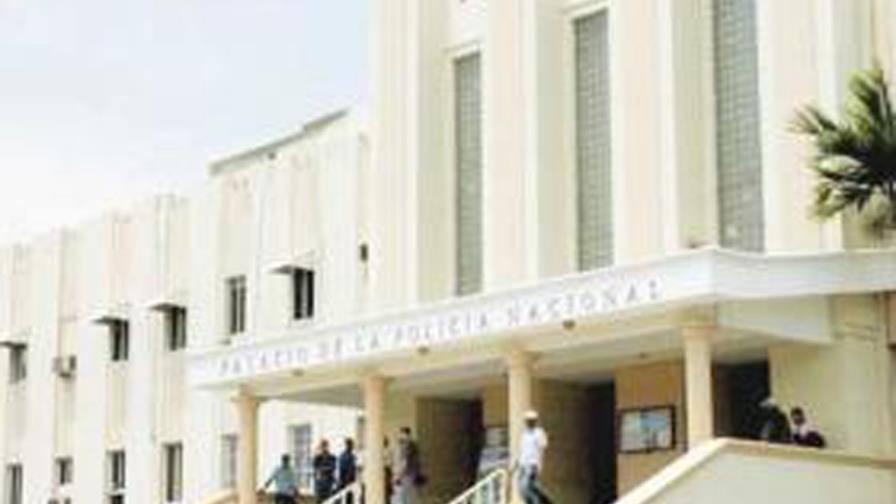 Ocupan RD$9.5 MM a dos acusados de asaltar camión empresa de valores Ocupan RD$9.5 MM a dos acusados de asaltar camión empresa de valores