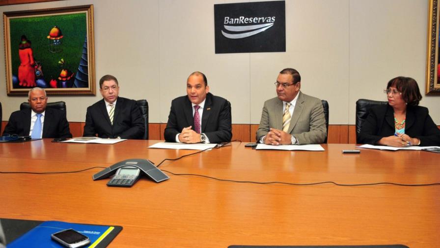 Banreservas logra utilidades por RD$3,412 millones hasta septiembre Banreservas logra utilidades por RD$3,412 millones hasta septiembre