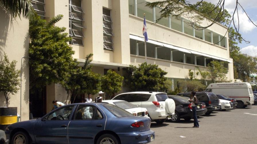 Alumbró trillizos y ahora el número de hijos sube a seis