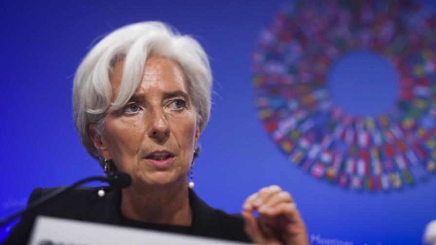 FMI dice que el colapso económico del mundo se detuvo