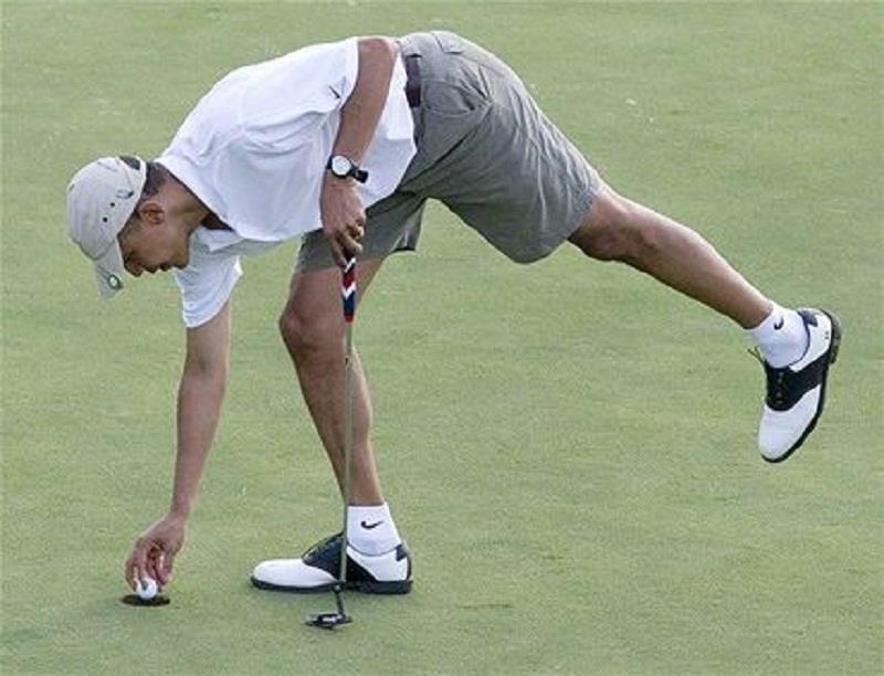 Obama dedica su fin de semana a jugar golf en Florida sin su mujer e hijas