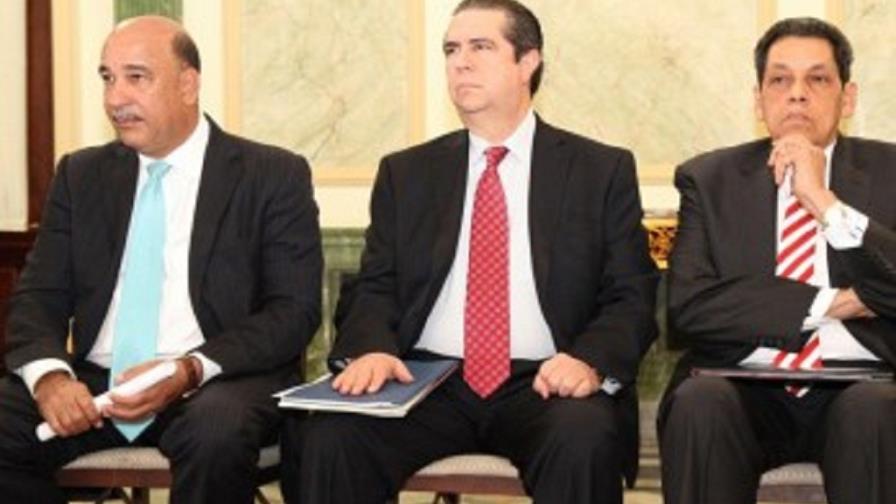 Gobierno prepara ofensiva mediática sobre caso Bahía de las Aguilas