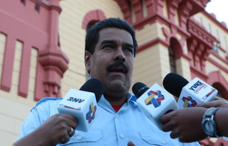 Maduro alerta a Obama de plan para asesinar a Capriles desde Pentágono y CIA