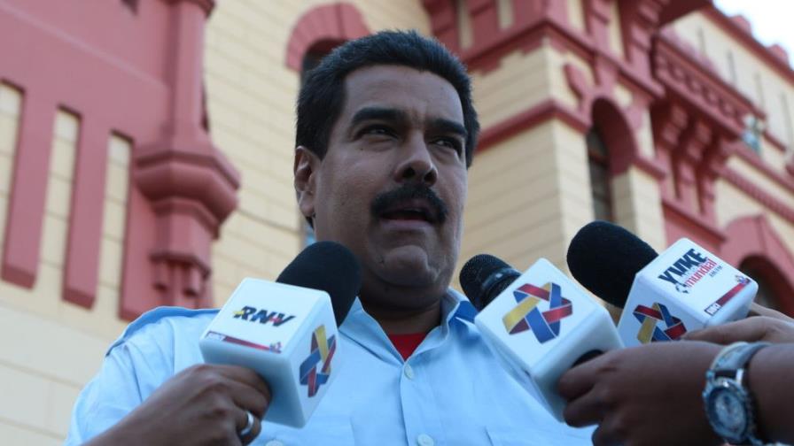 Maduro alerta a Obama de plan para asesinar a Capriles desde Pentágono y CIA
