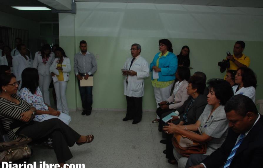 Médicos piden la cabeza del director de Moscoso Puello
