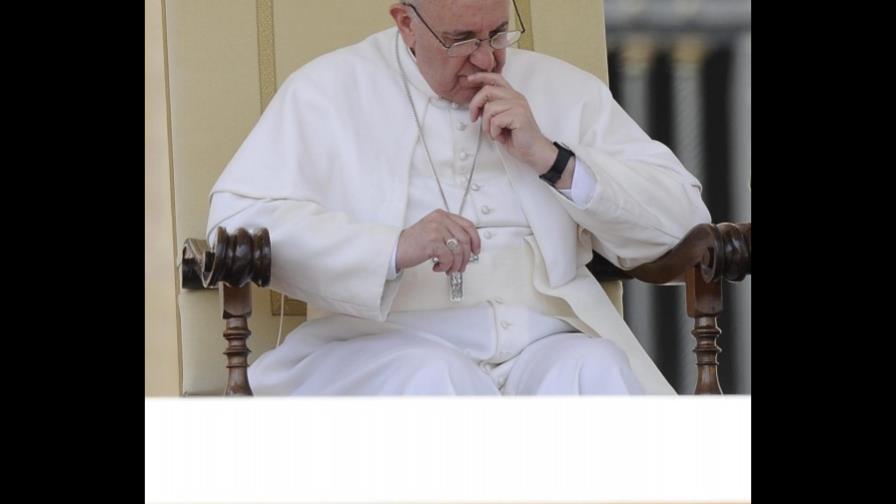 El Papa dice ante 100.000 personas que Jesús es nuestro abogado defensor