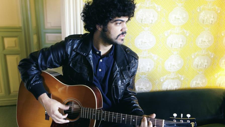 Alex Ferreira, hoy en concierto