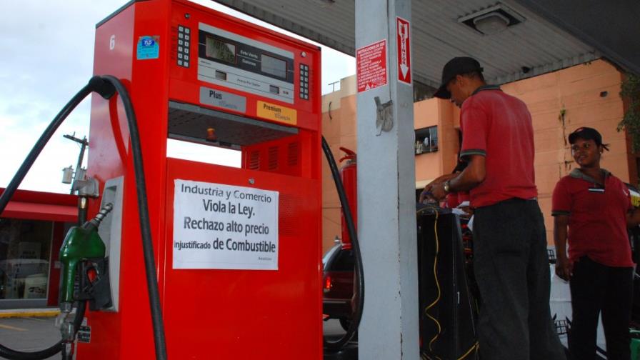 Mantienen invariables precios de combustibles