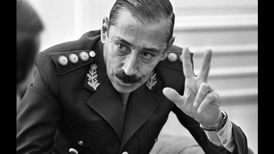 Videla, símbolo de la dictadura argentina, murió solo y en la cárcel