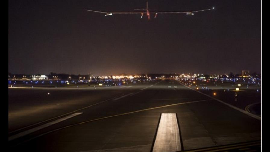 Avión solar aterriza cerca de Washington
