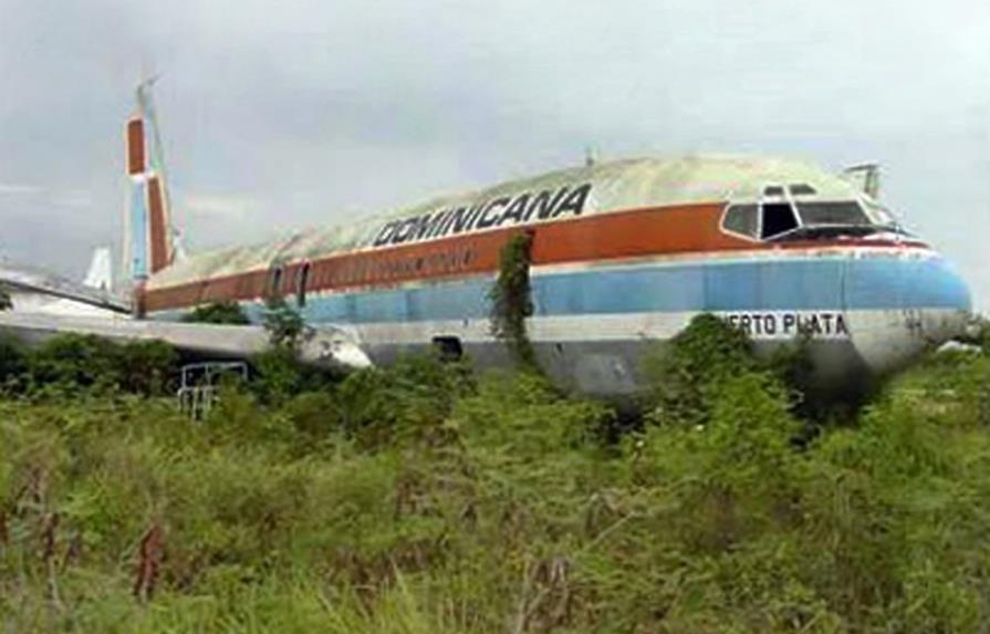 Las chatarras y piezas de la Compañía Dominicana de Aviación no tienen dolientes