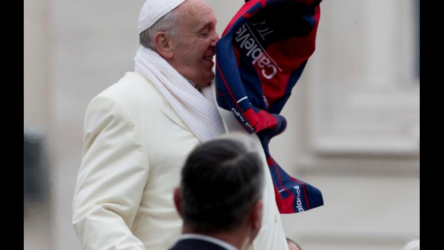 San Lorenzo le regalará el trofeo de campeón al papa Francisco
