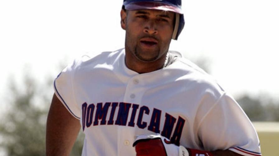 Pujols, Bautista y Cueto, fuera del roster de RD