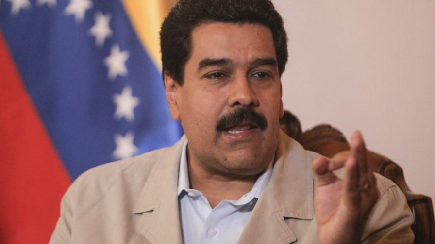 Maduro agradece destitución de embajador