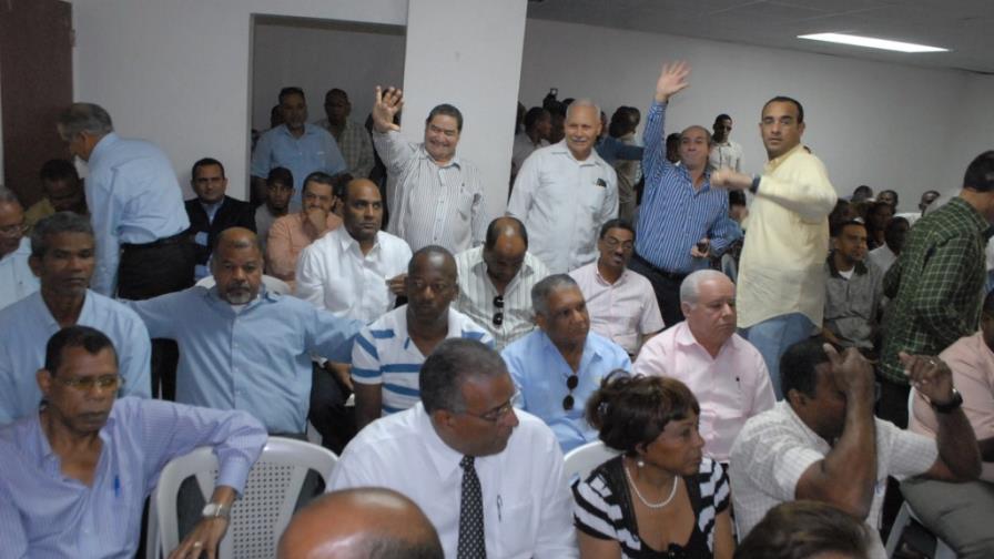 Mañana se espera choque grupal en el PRD Mañana se espera choque grupal en el PRD
