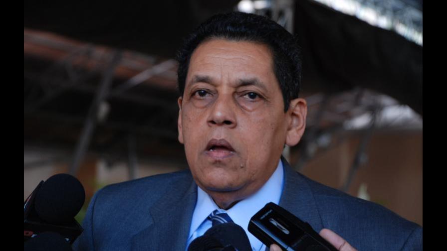 El partido de gobierno se desliga de la crisis interna del PRD