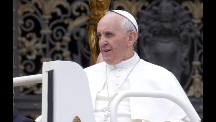 El papa dice que la desinformación, la difamación y la calumnia son pecado