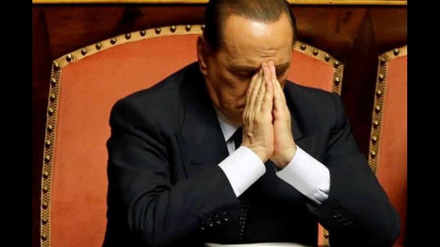 Berlusconi no pedirá el indulto tras sentencia de cuatro años de cárcel
