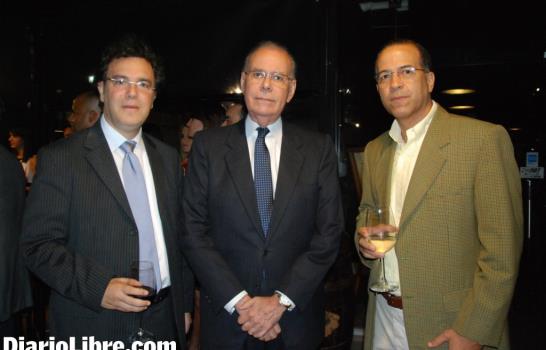 Circula una obra de Miguel Valera sobre el Poder Judicial