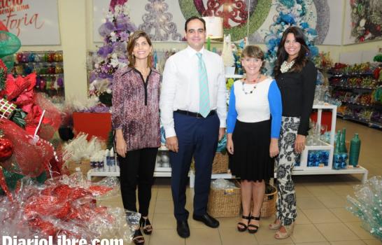 La Sirena exhibe los colores que iluminan la Navidad 2013