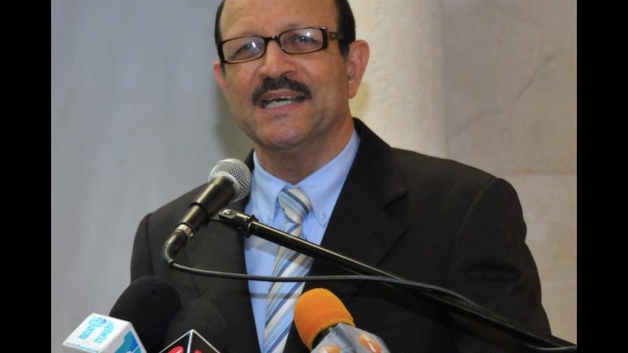 Garantiza pago a final de mes de RD$526 millones a suplidores de alimento escolar
