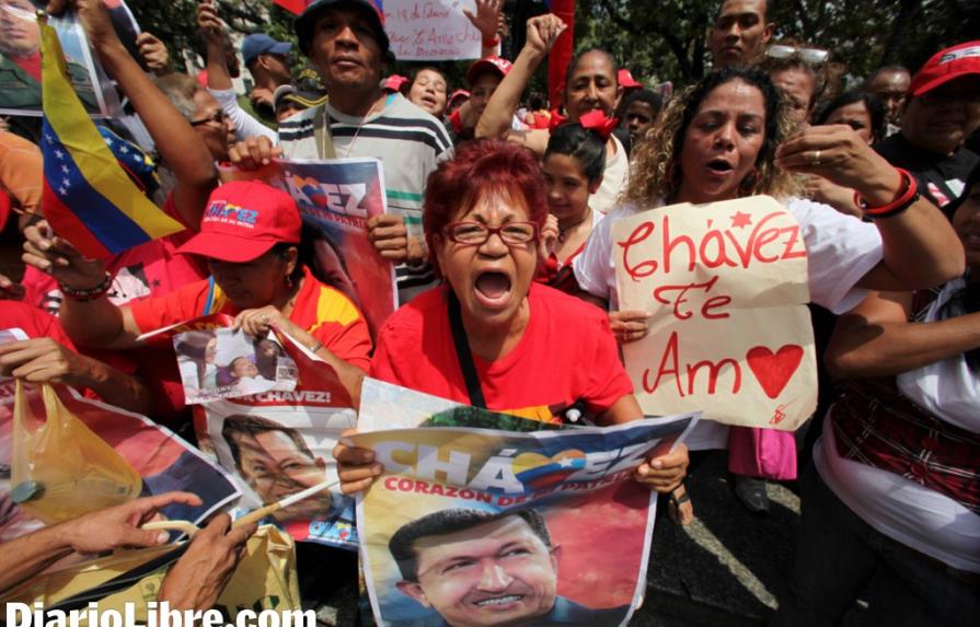 Euforia por regreso de Chávez; oposición exige transparencia